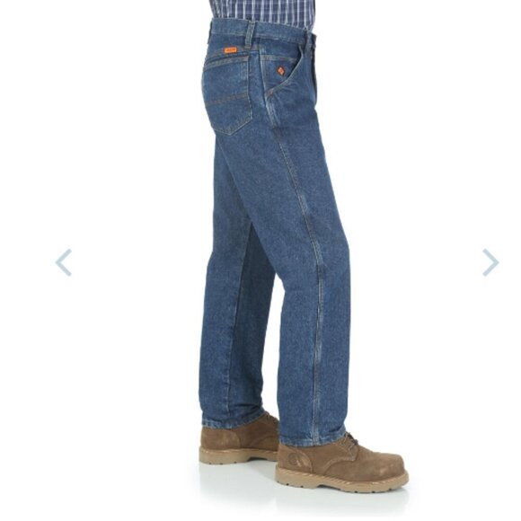 Wrangler Relaxed Fit Fire Resistant Jeans Size 36 x 32